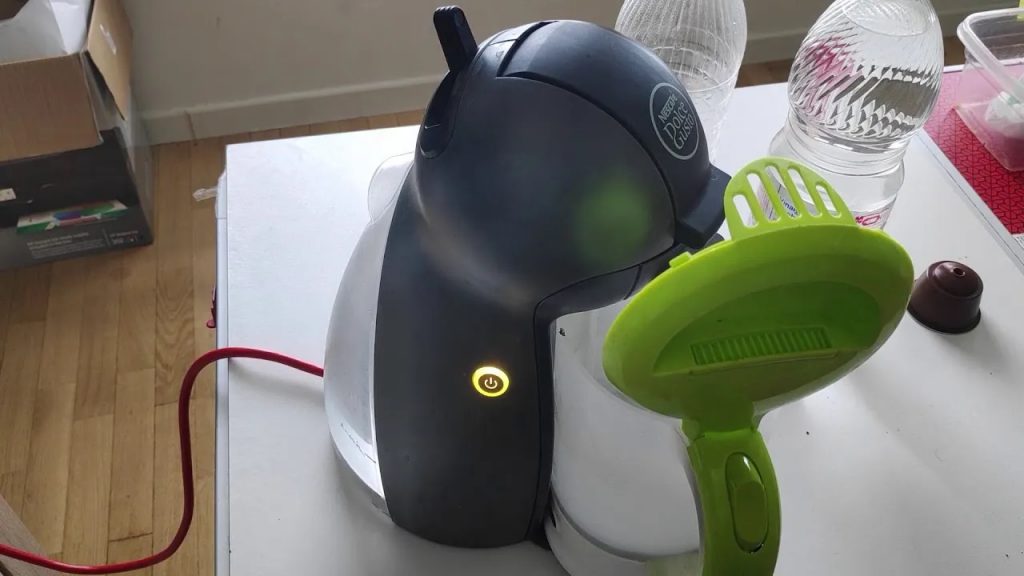 Détartrer sa machine Dolce Gusto Piccolo avec du vinaigre blanc : méthode simple et économique